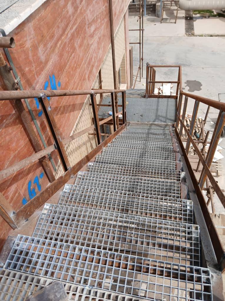 مونتاژکاری سازه فلزی سایبان و آلاچیق حمیدی در بندرماهشهر